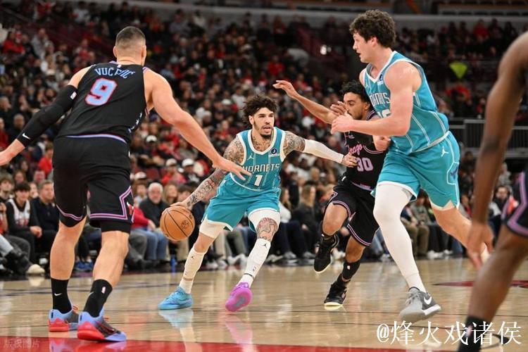 布里奇斯26+14 黄蜂力克公牛止三连败 布里奇斯26+14 黄蜂力克公牛止三连败